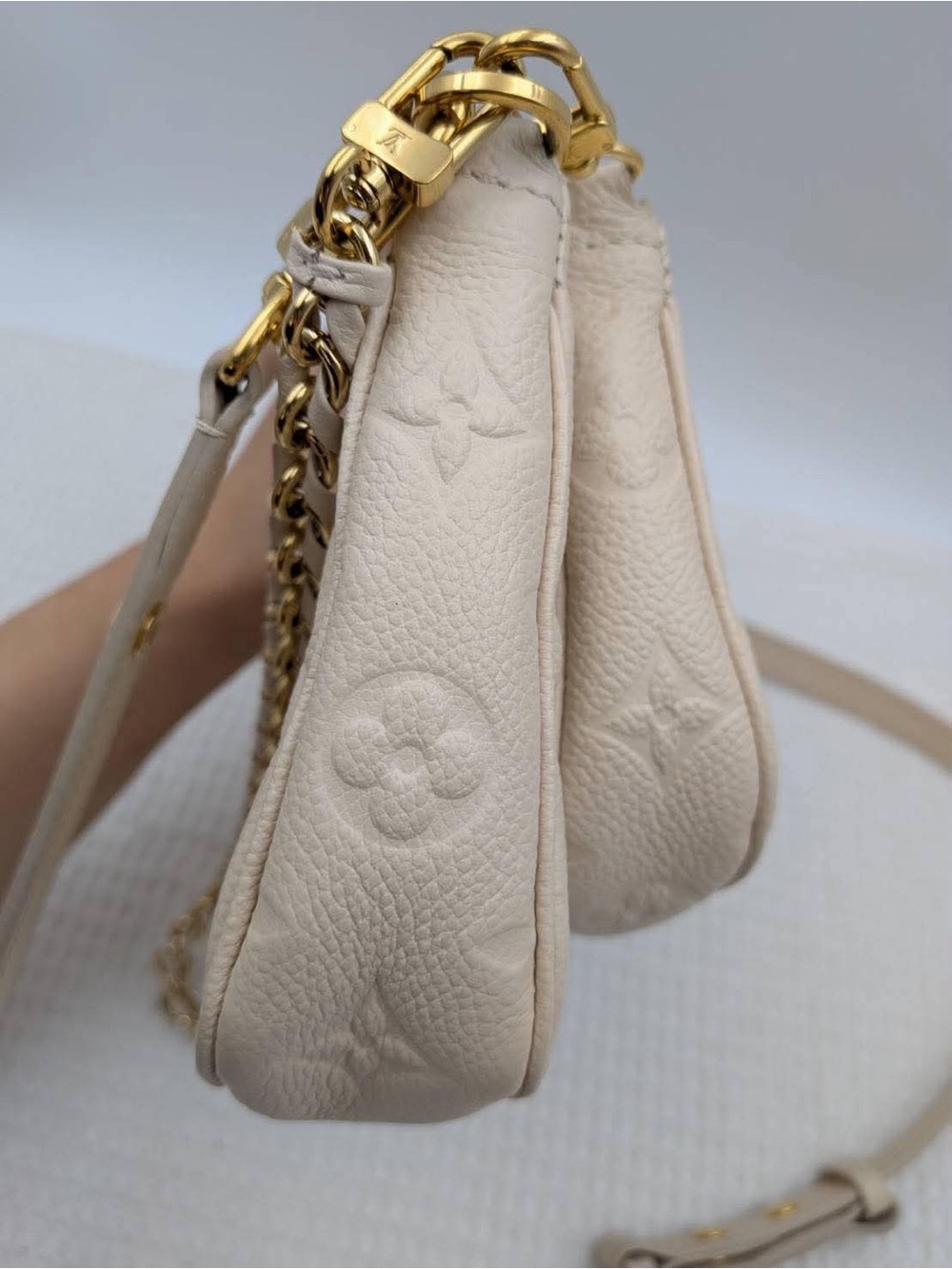 Louis Vuitton Multi Pochette Accessoires Cream - Picture 2 of 5